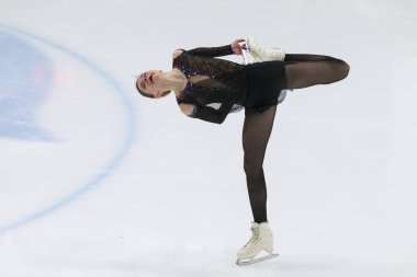 Minsk, Belarus 1 Kasım 2020 - Beyaz Rusya 'dan Profesyonel Kadın Artistik Patinaj Viktoria Safonova 1 Kasım 2020' de Beyaz Rusya 'nın Minsk kentinde Bayanlar Kıdemli Buz Yıldızı Şampiyonası' nda Serbest Patinaj Programı düzenledi.