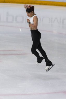 Minsk, Belarus 1 Kasım 2020 - Rusya Federasyonu 'ndan Profesyonel Kadın Artistik Patinaj Sofya Samodurova 1 Kasım 2020' de Beyaz Rusya 'nın Minsk kentinde Bayanlar Buz Yıldızı Şampiyonası' nda Kıdemli Serbest Patinaj Programı düzenledi