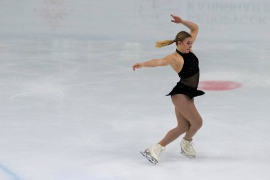Minsk, Belarus 1 Kasım 2020 - Kıbrıslı Profesyonel Kadın Artistik Patinajcı Emilea Zingas, 1 Kasım 2020 'de Beyaz Rusya' nın Minsk kentinde Kıdemli Buz Yıldızı Şampiyonası 'nda Bayanlar Serbest Patinaj Programını gerçekleştirdi