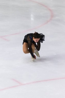 Minsk, Belarus 1 Kasım 2020 - İsrailli Profesyonel Kadın Artistik Patinajcı Alina Iushchenkova 1 Kasım 2020 'de Beyaz Rusya' nın Minsk kentinde Bayanlar Buz Yıldızı Şampiyonası 'nda Kıdemli Serbest Patinaj Programını gerçekleştirdi.