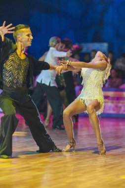 Minsk-Belarus, 18 Ekim 2014: Tanımlanamayan dans çift Perfo