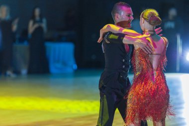 Minsk-Belarus, 18 Ekim 2014: Matvey Smirnov-Dariya Prokopenk