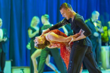 Minsk-Belarus, 18 Ekim 2014: Matvey Smirnov-Dariya Prokopenk