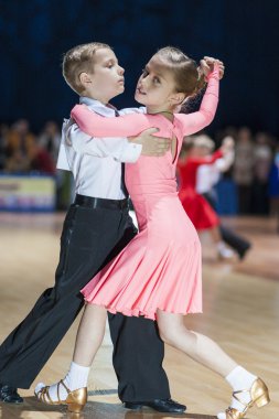 Minsk-Belarus, 19 Ekim 2014: Tanımlanamayan dans çift Perfo