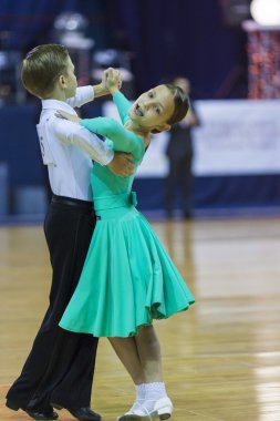 Minsk-Belarus, Ekim 4,2014: tanımlanamayan dans çift gerçekleştirmek