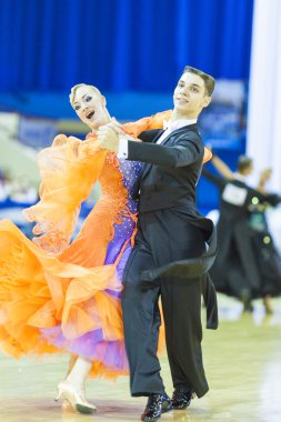 Minsk-Belarus, 5 Ekim 2014: Tanımlanamayan profesyonel dans 