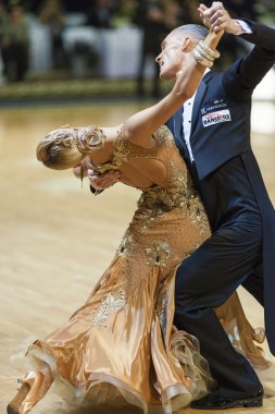 Minsk-Belarus, 5 Ekim 2014: Tanımlanamayan profesyonel dans 