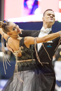 Minsk-Belarus, 5 Ekim 2014: Tanımlanamayan profesyonel dans 