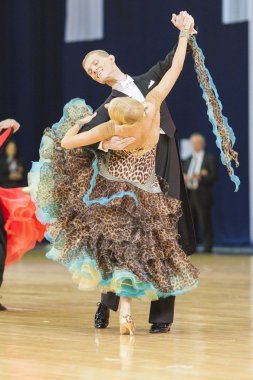 Minsk-Belarus, 5 Ekim 2014: Profesyonel Dul çift dans