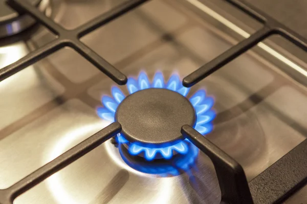 Gaz yakıcı ocakta closeup çekim