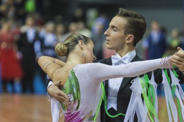 Minsk, Beyaz Rusya-Şubat 15, 2015: Tanımlanamayan profesyonel dans