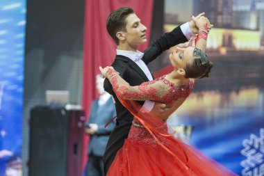 Minsk, Beyaz Rusya-Şubat 15, 2015: Tanımlanamayan profesyonel dans