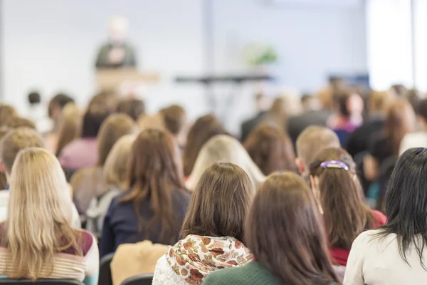 Lecturer Speaking In front of the Large Group of People — Stock Image Lecturer Speaking In front of the Large Group of People Royalty Free Stock Photos