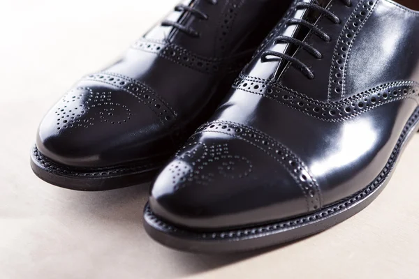 Men's Black Semi-Brogue Laced Oxfords Shoes. Diagonal Compositio