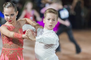 Minsk, Beyaz Rusya ,26 Eylül 2015:Shvedov Michail ve Zelenskaya Anastasiya Juvenile-1 Latin-Amerikan Programı Gerçekleştirin