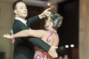 Minsk, Beyaz Rusya, 27 Eylül 2015: John Gusenhoffer ve Irina Lobanova (ABD) Pro-Am Standart Program III uluslararası IDSA dünya dans Şampiyonası sermaye Kupası Minsk 2015 27 Eylül 2015, Minsk, Belarus ise yerine