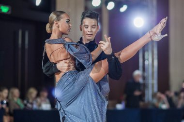 Minsk, Beyaz Rusya, 27 Eylül 2015: John Gusenhoffer ve Irina Lobanova (ABD) Pro-Am Standart Program III uluslararası IDSA dünya dans Şampiyonası sermaye Kupası Minsk 2015 27 Eylül 2015, Minsk, Belarus ise yerine