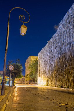 Antik Şam Şehri 'nin (Suriye Arap Cumhuriyeti) gece çekimi)