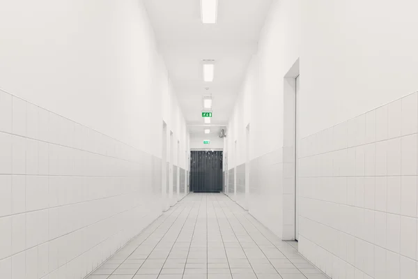 Fehér, folyosó — Stock Fotó