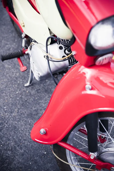 Detalle de una vieja motocicleta alemana — Foto de Stock