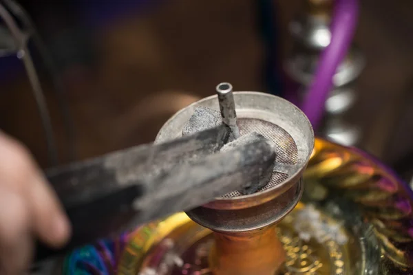 Preparation The Hookah With Charcoal For Smoking — Stock Photo, Image