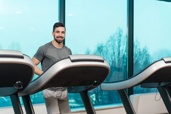 Young Man Exercising On A Treadmill — Stock Photo, Image