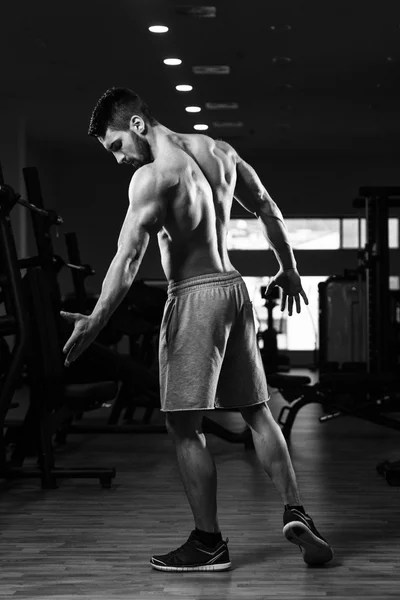 Physically Man Showing His Well Trained Back — Stock Photo, Image