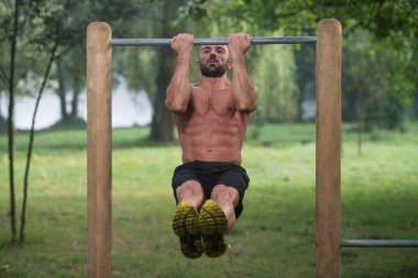 Çene Ups egzersiz Park