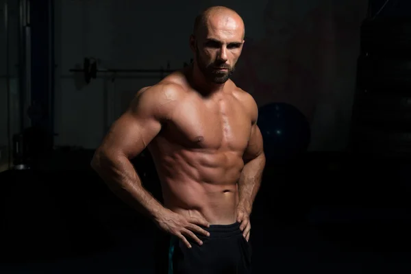 Bodybuilder Showing His Well Trained Body — Stock Photo, Image