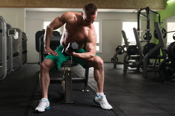 Young Man Working Out Biceps — Stock Photo, Image