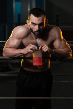 Vücut geliştirmeci içme suyu Shaker