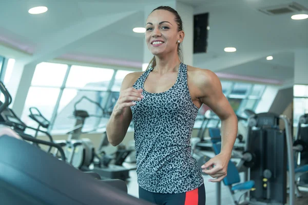 Healthy Woman Running On Treadmill — Stock Photo, Image
