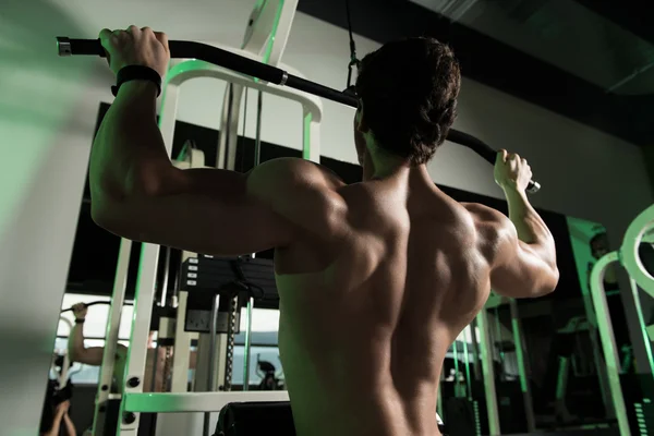 Muscular Man Doing Heavy Weight Exercise For Back — Stock Photo, Image