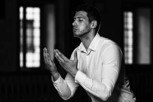 Religious Muslim Man Praying — Stock Photo, Image