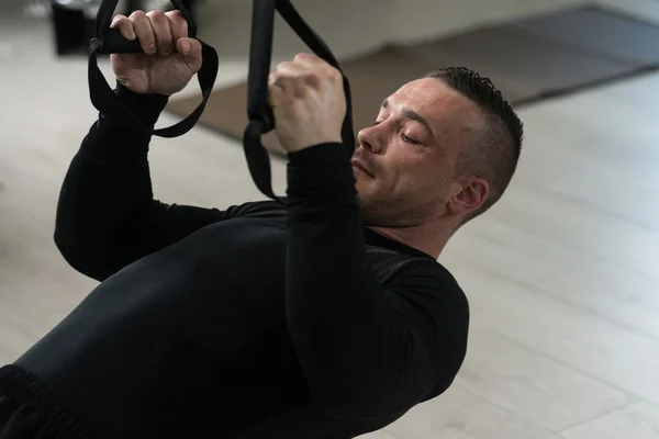 Young Attractive Man Training With Trx Fitness Straps — Stock Photo, Image