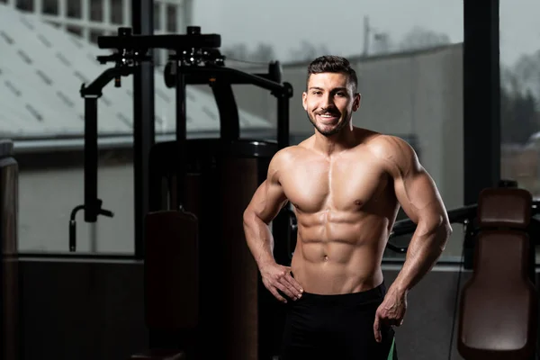 Portrait Young Physically Fit Man Showing His Well Trained Body — Stock Photo, Image