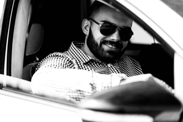 Portrait Man Driver His Car — Stock Photo, Image