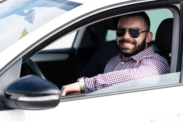 Portrait Man Driver His Car — Stock Photo, Image