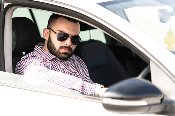 Portrait Man Learning Drive Car — Stock Photo, Image