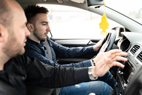 Driving Instructor Man Student Examination Car Testing Learner Driver — Stock Photo, Image