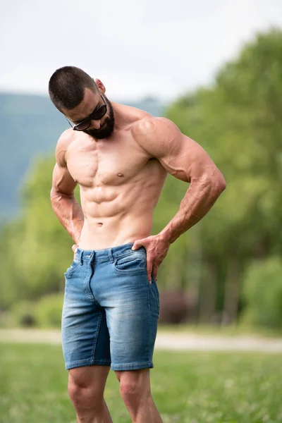 Handsome Beard Man Standing Strong Posing Outdoors Background Nature Leaves — Stock Photo, Image