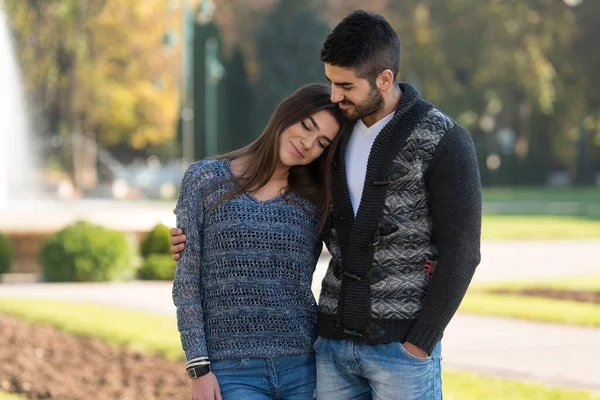 Portrait Beautiful Couple Enjoying Fall Park Autumn — Fotografia de Stock