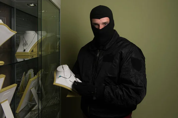 Homem Vestindo Uma Máscara Roubou Uma Loja Jóias Roubo Concep — Fotografia de Stock