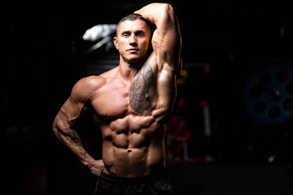 Portrait Physically Fit Man Showing His Well Trained Body Muscular — Stock Photo, Image