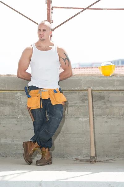 Construction Worker Taking A Break On The Job — Stock Photo, Image