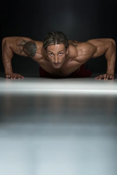 Pushups Lower Position — Stock Photo, Image