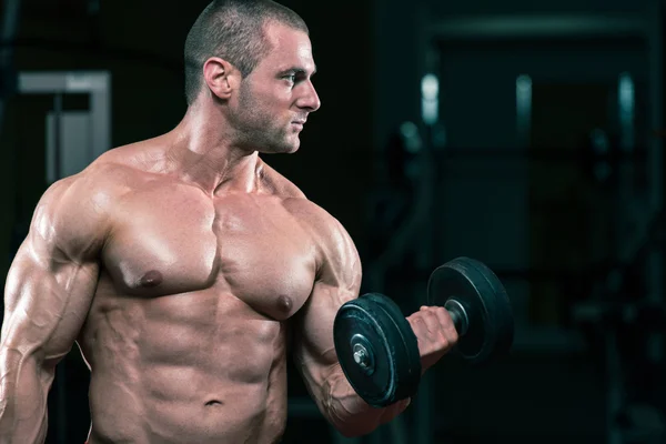 Muscular Man Doing Heavy Weight Exercise For Biceps — Stock Photo, Image