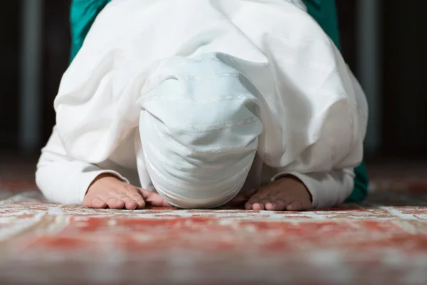 Gebet in Moschee — Stockfoto
