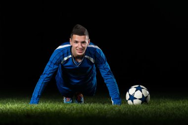 İtme yapıyor futbolcu Ups