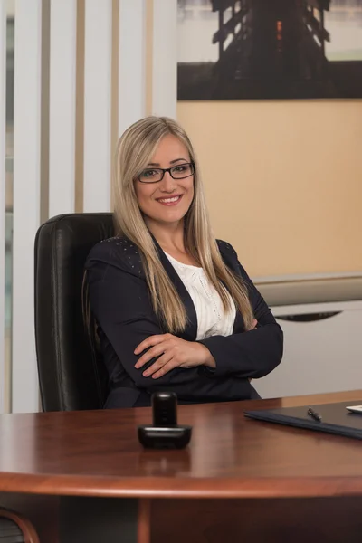 Portrait Of Young Businesswoman — Stock Photo, Image